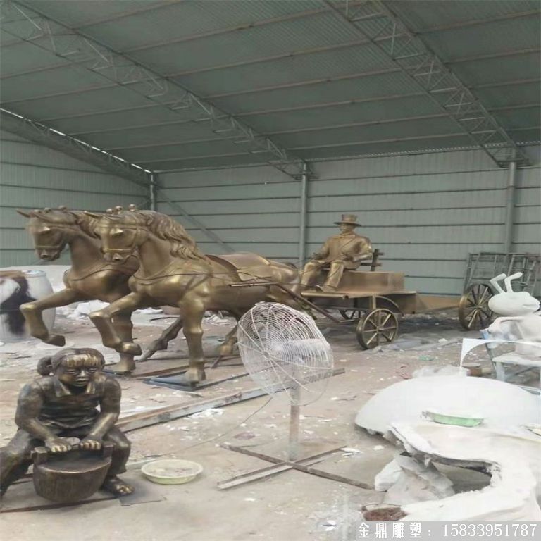 玻璃鋼仿銅馬車雕塑，馬車雕塑定做，啤酒節馬車雕塑8