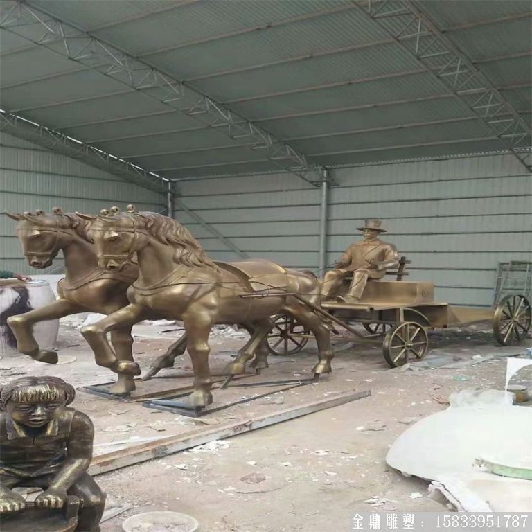 玻璃鋼仿銅馬車雕塑，馬車雕塑定做，啤酒節馬車雕塑7