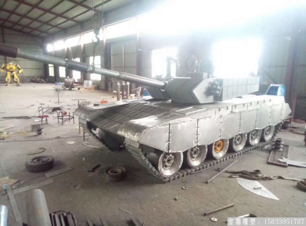 不銹鋼戰車雕塑 廠家定制